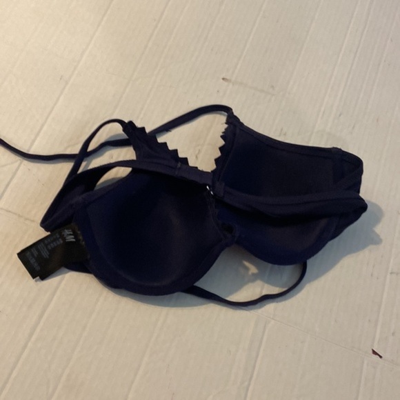 H&M Scalloped navy Bikini Top - Picture 3 of 4